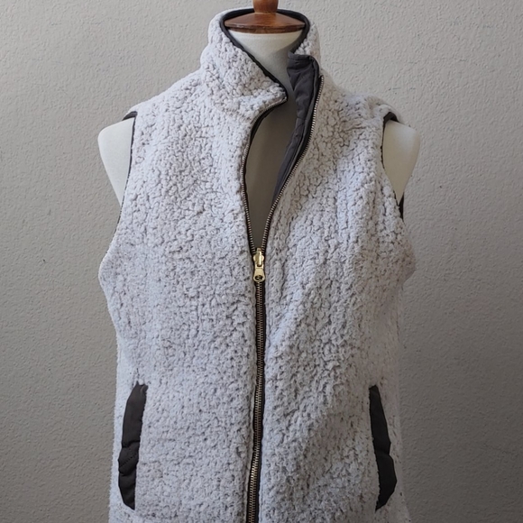 J.Crew Reversible Green/Gold/Cream Full Zip Vest - Picture 2 of 8